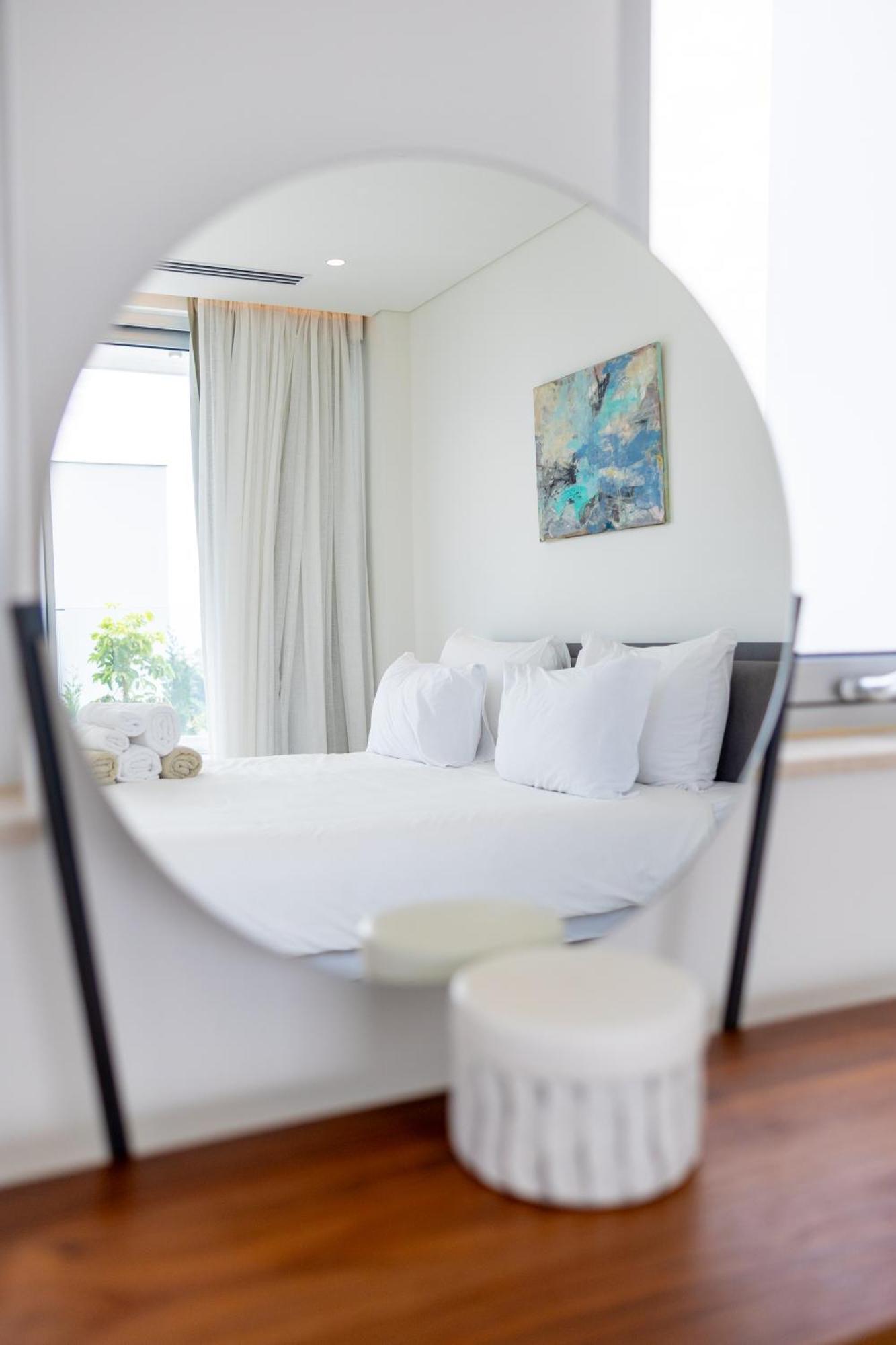 Vivo Mare Beachfront - Vista Villa